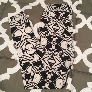 LuLaRoe OS Leggings